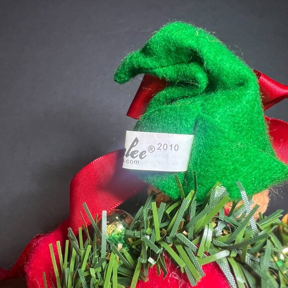 2010 Annalee 75th Anniversary Wannabe Wreath Christmas Elf on a Shelf Figure 9" - Picture 6 of 6